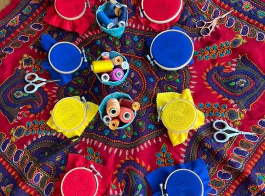 هنر دستی میترا (گل سینه، چشم‌ زخم، پته دوزی کرمانی) انگلستان – کاردیف